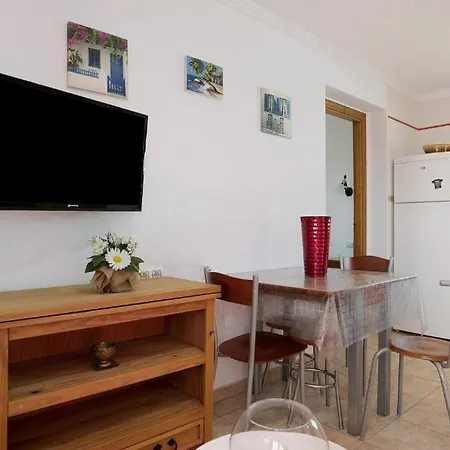 Fornell - Piscina Compartida *