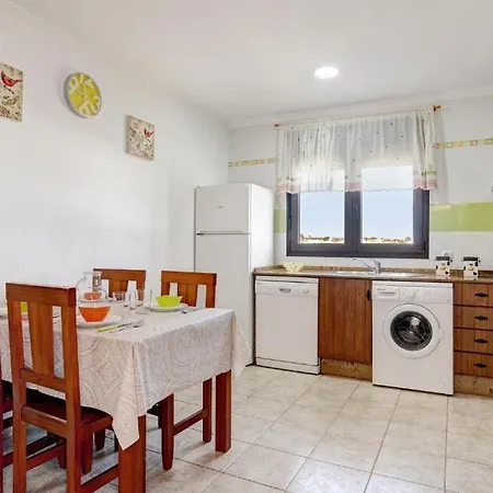 Fornell - Piscina Compartida Landhuis