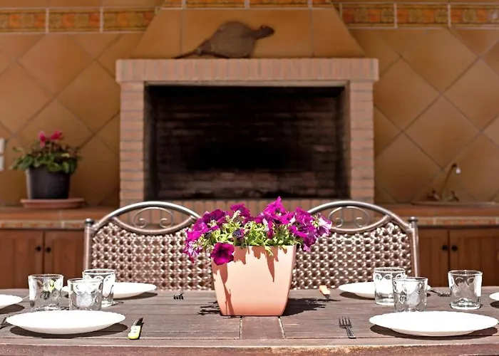 Fornell - Piscina Compartida * Коніль-де-ла-Фронтера