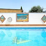 Fornell - Piscina Compartida